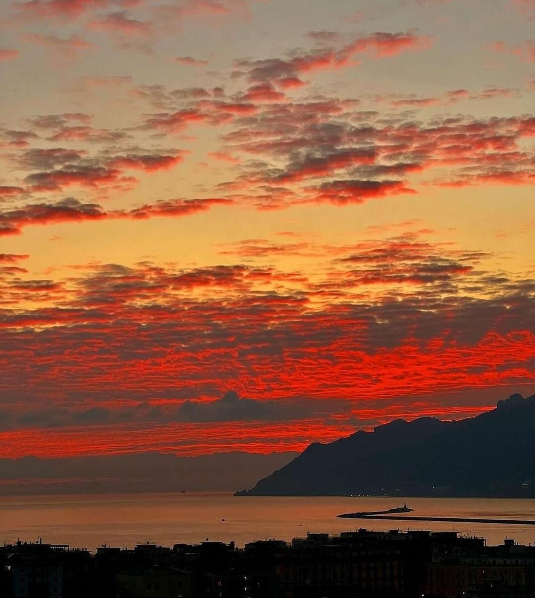 Apartament Salifornia Casa Vacanze Salerno Zewnętrze zdjęcie